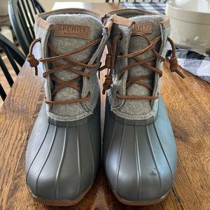 Like New Sperry Duck Boot
